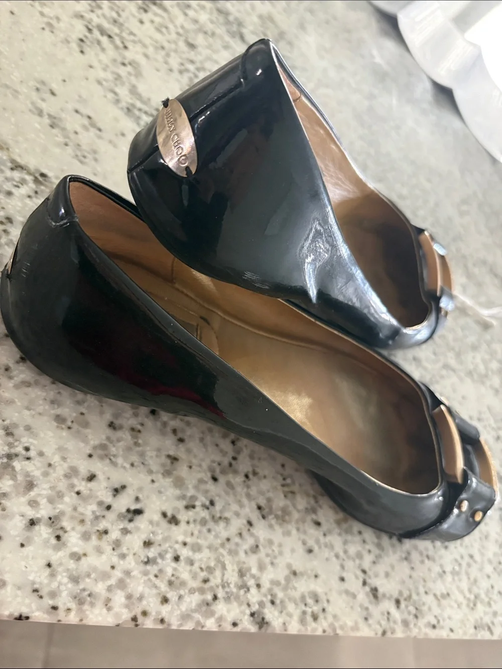 Jimmy Choo Black Patent Leather ballet flats. Made in Italy size 9